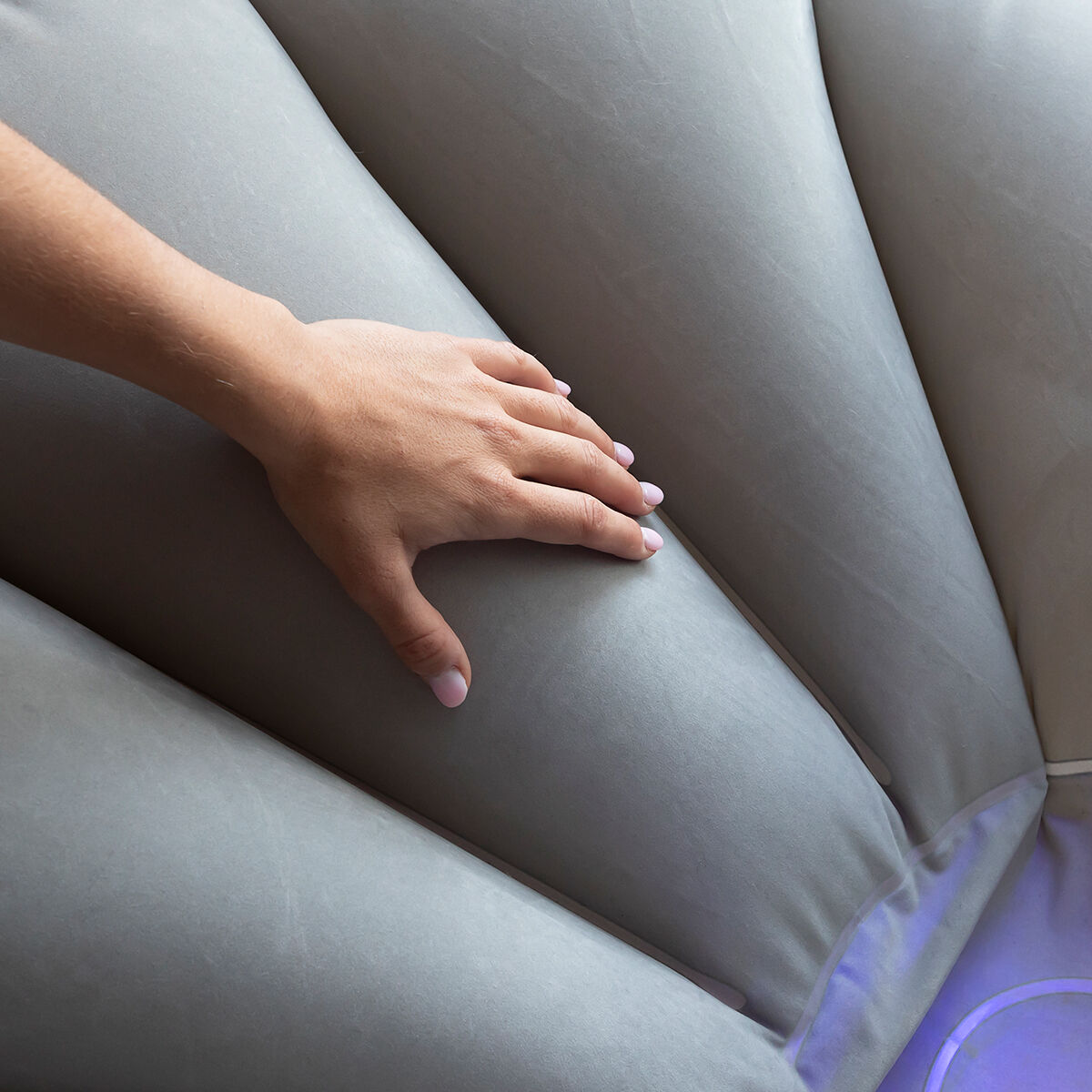 Fotoliu gonflabil cu LED multicolor și telecomandă Chight InnovaGoods - Curte, Mobilier de grădină și accesorii