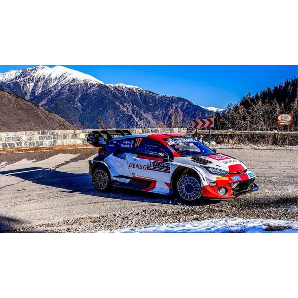 Mașină Radio Control Scalextric Toyota Yaris WRC - Jucarii si jocuri, Vehicule