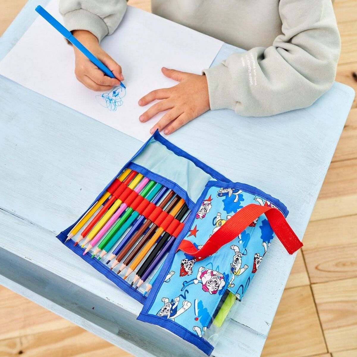 Penar cu Accesorii The Paw Patrol (22 pcs) - Birou și papetărie, Material școlar și educațional