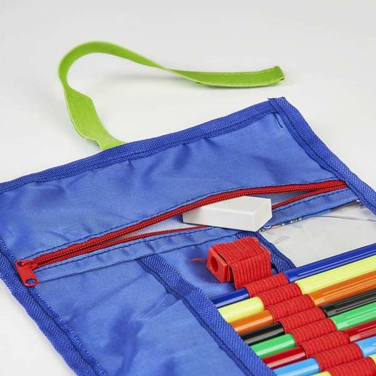 Penar cu Accesorii The Avengers (22 pcs) - Birou și papetărie, Material școlar și educațional