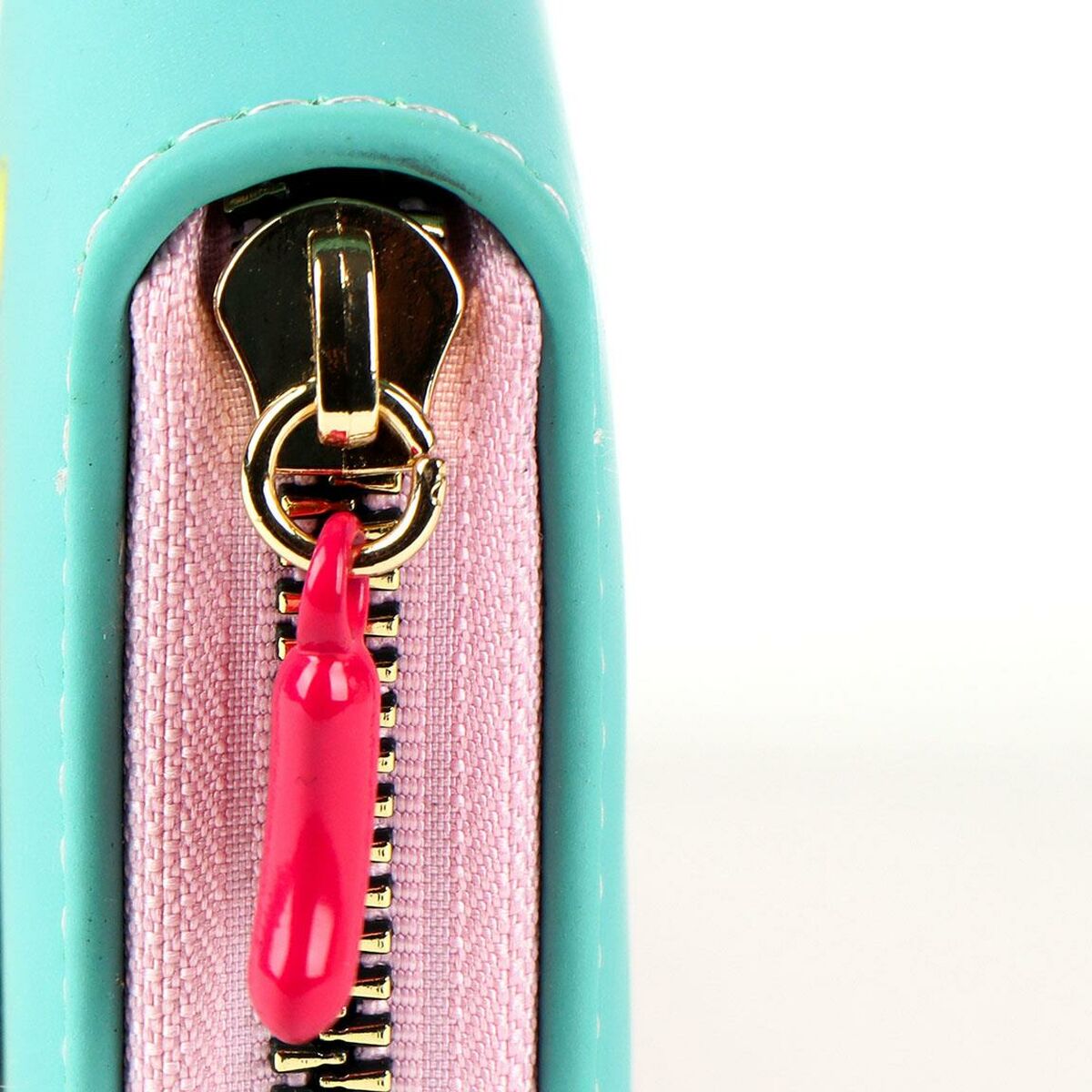 V3HD6F6AAEBF1CDF2DDE70FF91A201C7F48R7133791P5