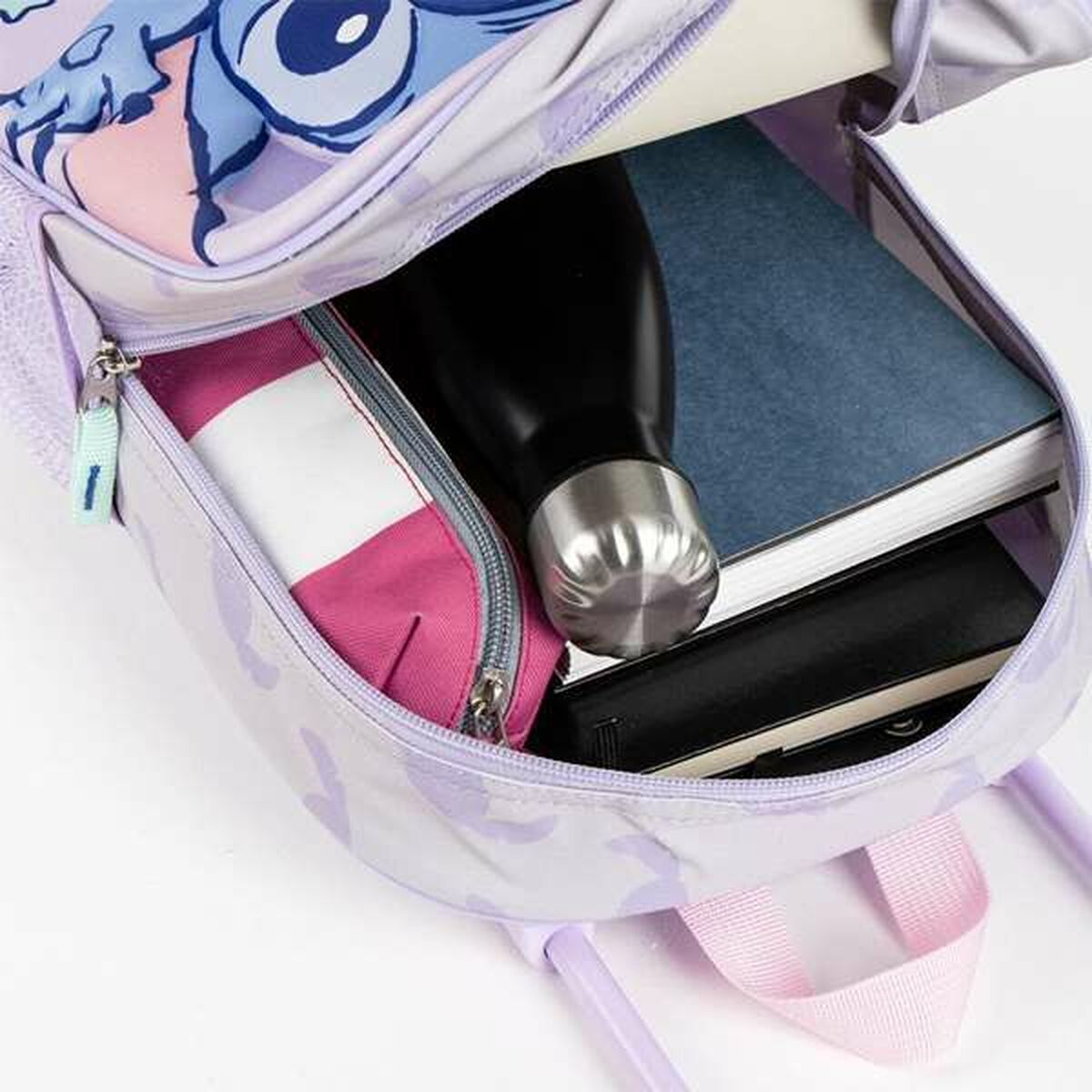 Ghiozdan 3D cu Roți Stitch Liliachiu 25,0 x 31,0 x 10,0 cm - Birou și papetărie, Material școlar și educațional