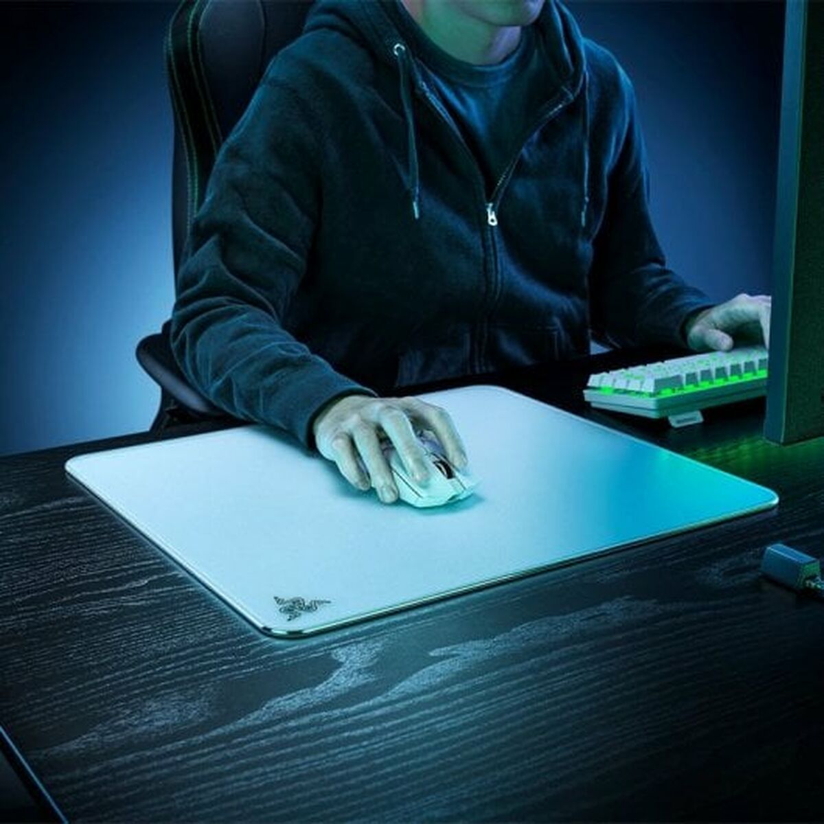 Covoraș de șoarece Razer RZ02-04890200-R3M1 Alb - Tehnică de calcul, Accesorii
