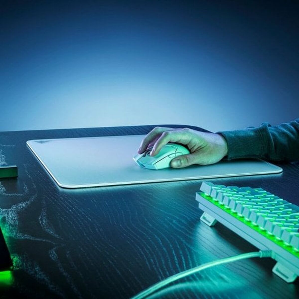 Covoraș de șoarece Razer RZ02-04890200-R3M1 Alb - Tehnică de calcul, Accesorii