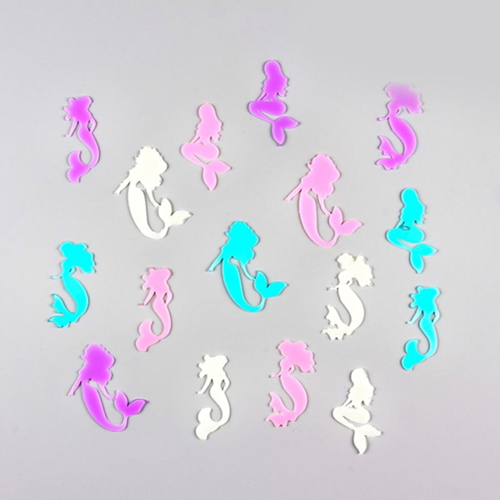Adaugă magie în joaca celor mici cu sirenele fosforescente Junior Knows! Set de 16 figurine strălucitoare, perfecte pentru decor sau distracție creativă.
