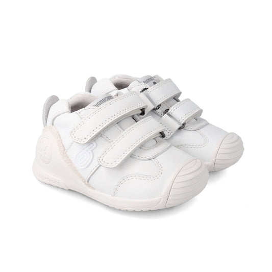 Adidasi Primii Pasi pentru Copii Biomecanics 221001-C, blanco -