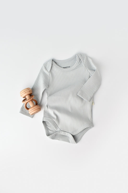 Body Bebe Unisex cu maneca lunga din 95% bumbac organic cu 5% elastan - Gri, BabyCosy - Salopeta