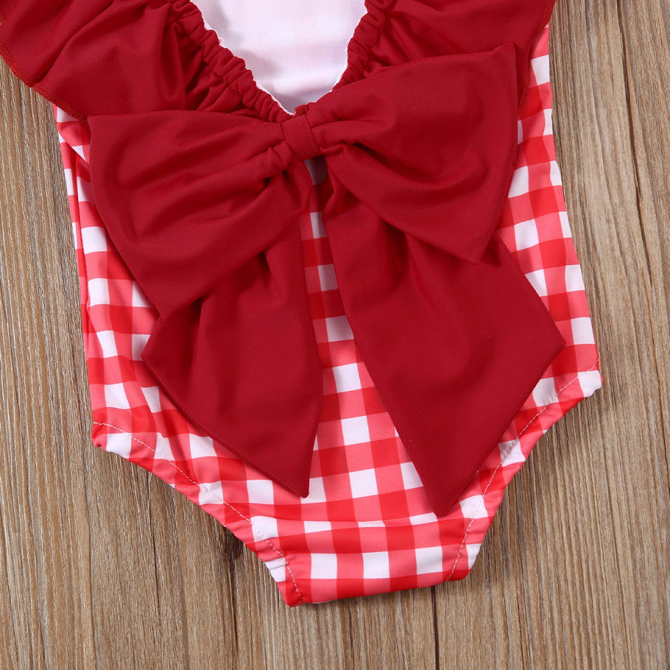 Costum de baie cu patratele rosii si bentita Drool