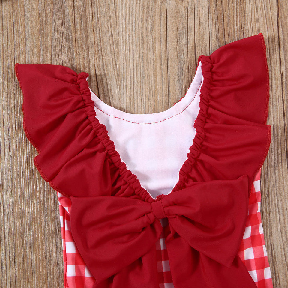 Costum de baie cu patratele rosii si bentita Drool