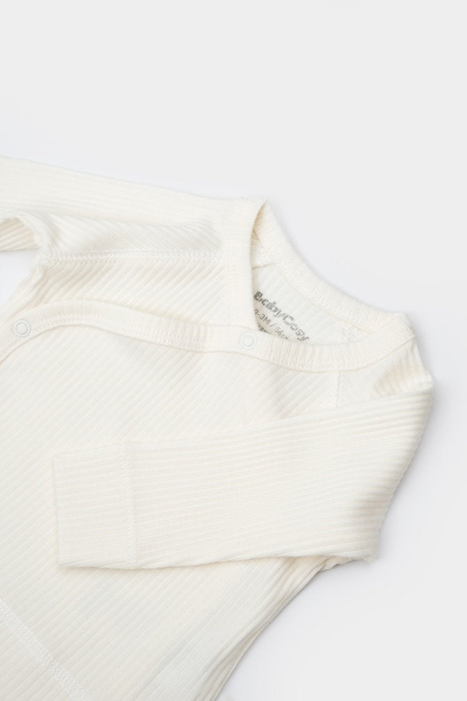 Cutie 4 piese pentru nou nascut - 100% bumbac organic - Ecru, BabyCosy