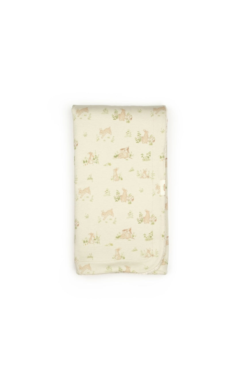 Paturica cu iepurasi pentru nou nascut, 85X85 cm, 100% bumbac organic, Rabbit, BabyCosy