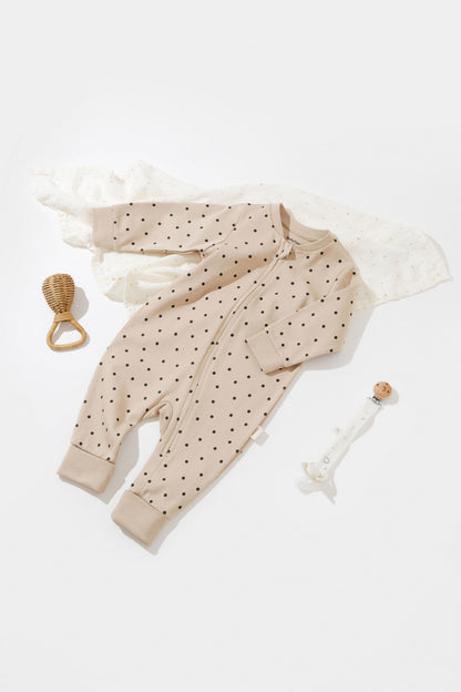 Salopeta cu fermoar si buline Girafa, BabyCosy, 100% bumbac organic, Mink