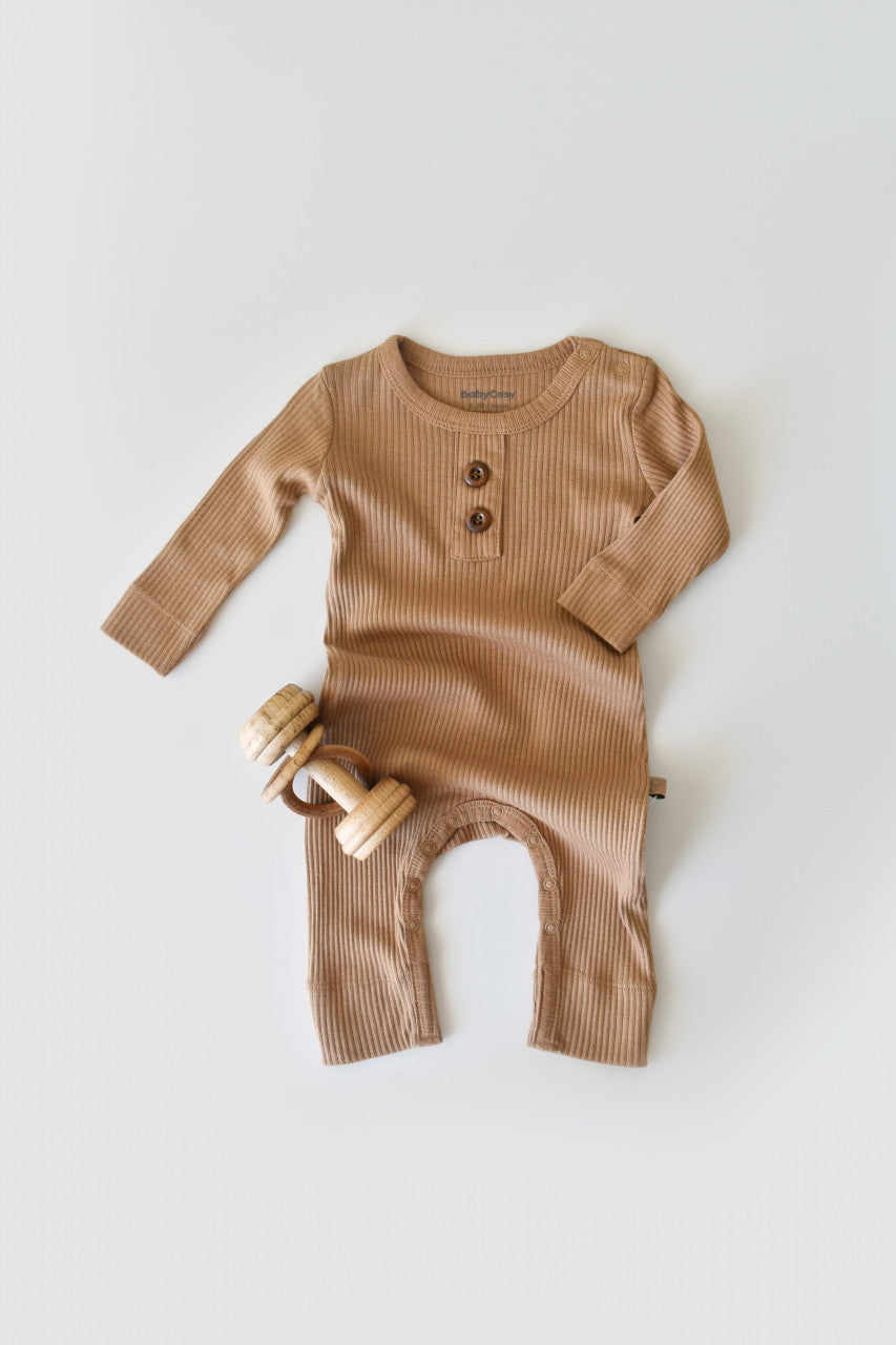 Salopeta cu maneca lunga si pantaloni lungi din bumbac organic si modal - Maro BabyCosy