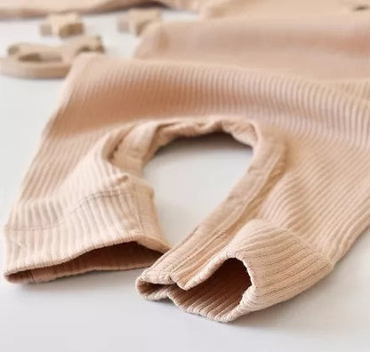 Salopeta cu maneca lunga si pantaloni lungi din bumbac organic si modal - Somon BabyCosy