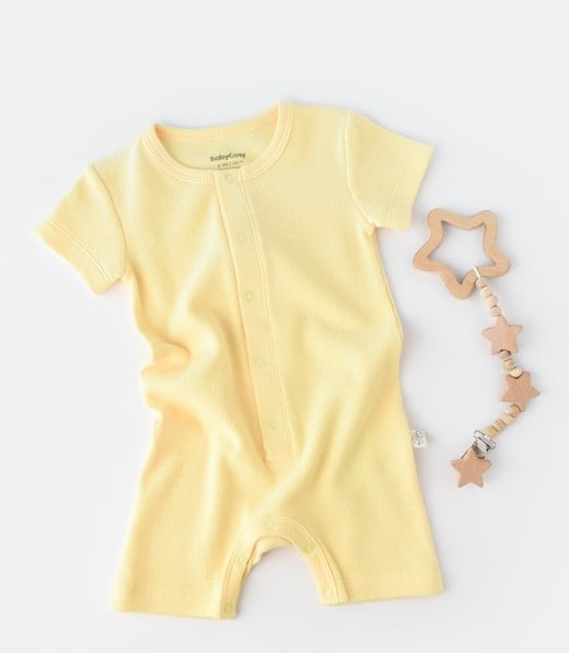 Salopeta cu pantaloni scurti - 100% bumbac organic - Galben, BabyCosy
