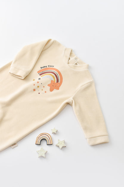Salopeta Curcubeu cu maneca lunga si botosei din 80%bumbac organic si 20% poliester - Crem, BabyCosy