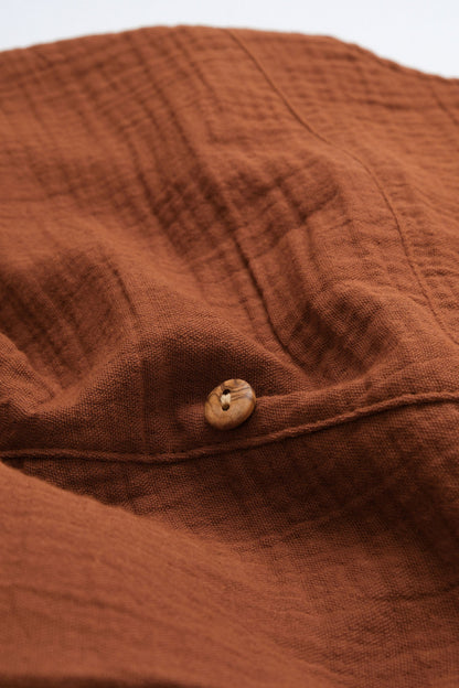 Salopeta de vara cu buzunare din muselina, BabyCosy, 100% bumbac organic, caramiziu