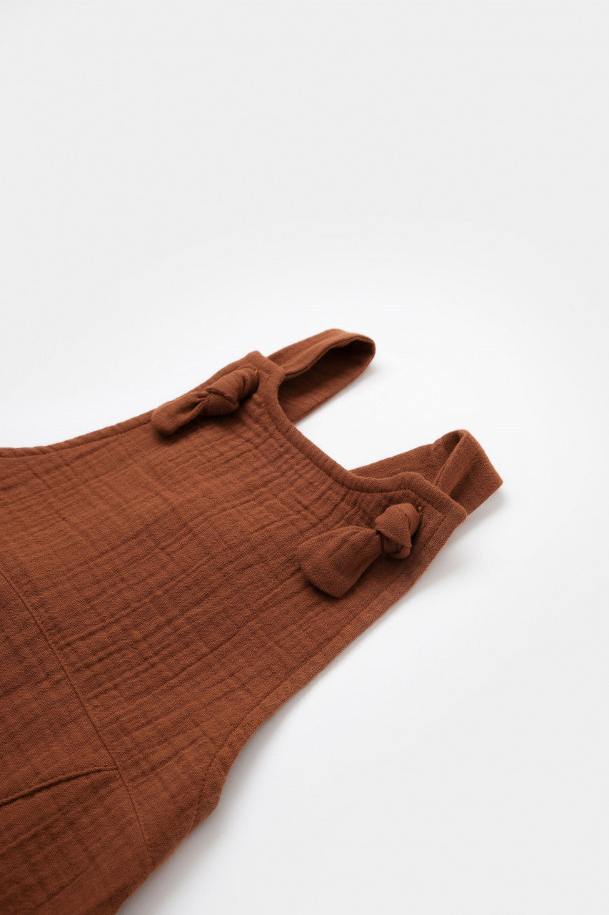 Salopeta de vara cu pantaloni lungi din muselina, BabyCosy, 100%bumbac, caramiziu