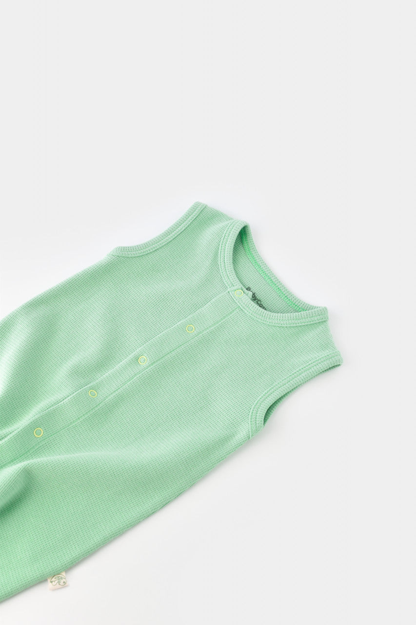 Salopeta fara maneci si pantaloni scurti - 100% bumbac organic - Mint, BabyCosy
