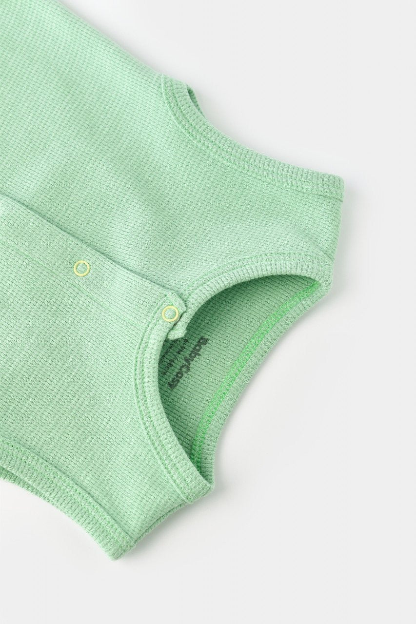 Salopeta fara maneci si pantaloni scurti - 100% bumbac organic - Mint, BabyCosy