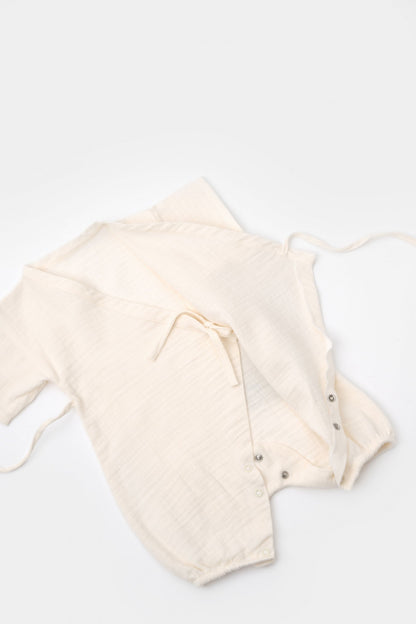 Salopeta petrecuta din muselina, BabyCosy, 100% bumbac organic, Ecru