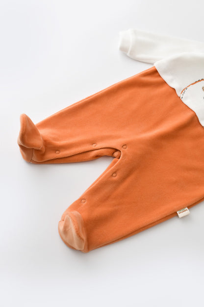Salopeta Ursulet cu maneca lunga si botosei din 80%bumbac organic si 20% poliester - Portocaliu, BabyCosy