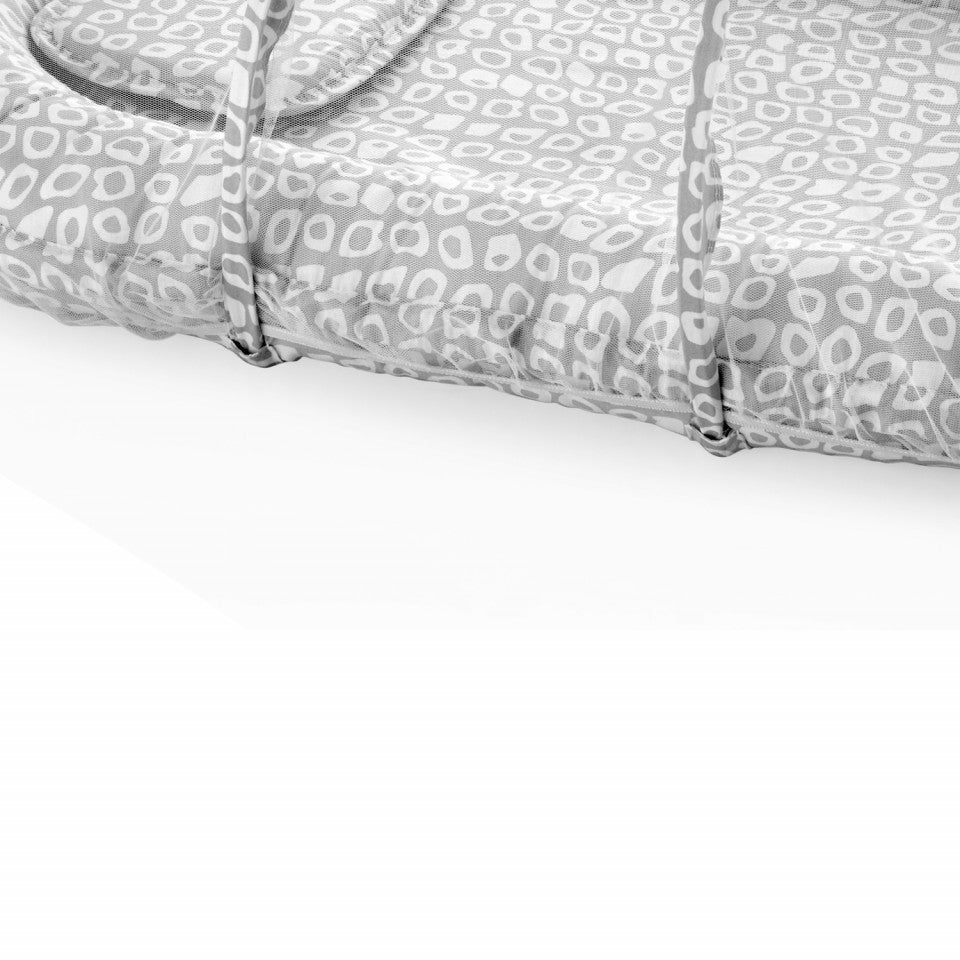 Saltea reductor/ BabyNest BabyJem cu pernuta si plasa insecte Sleep Safe