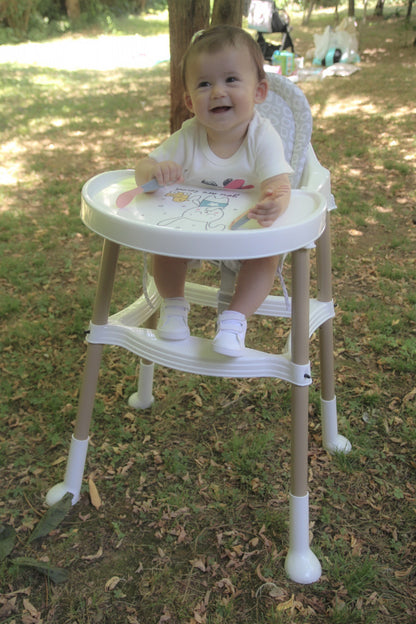 Scaun de masa BabyJem, pentru bebe, multifunctional, cu tavita si suport pentru picioare