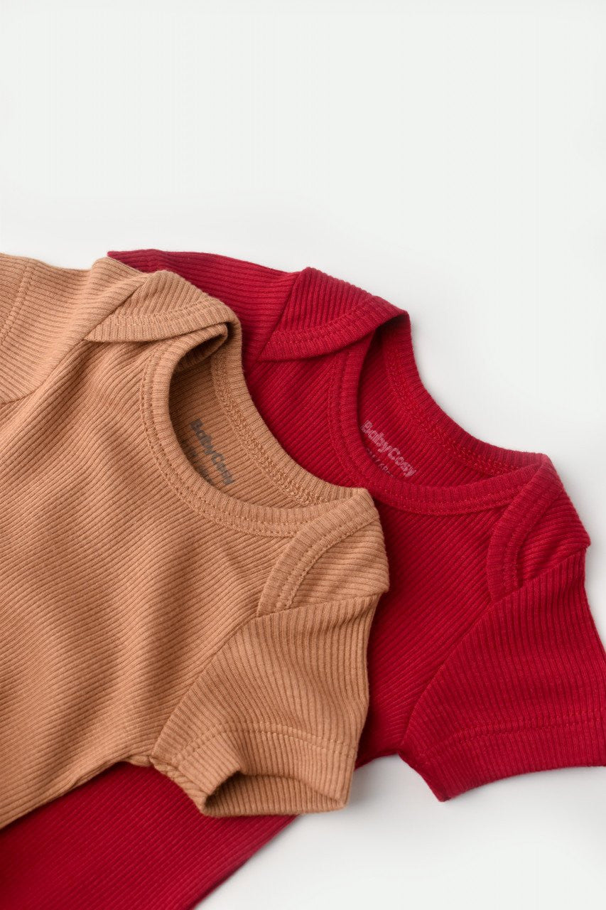 Set 2 body-uri bebe unisex din bumbac organic si modal - Maro/Rosu, BabyCosy