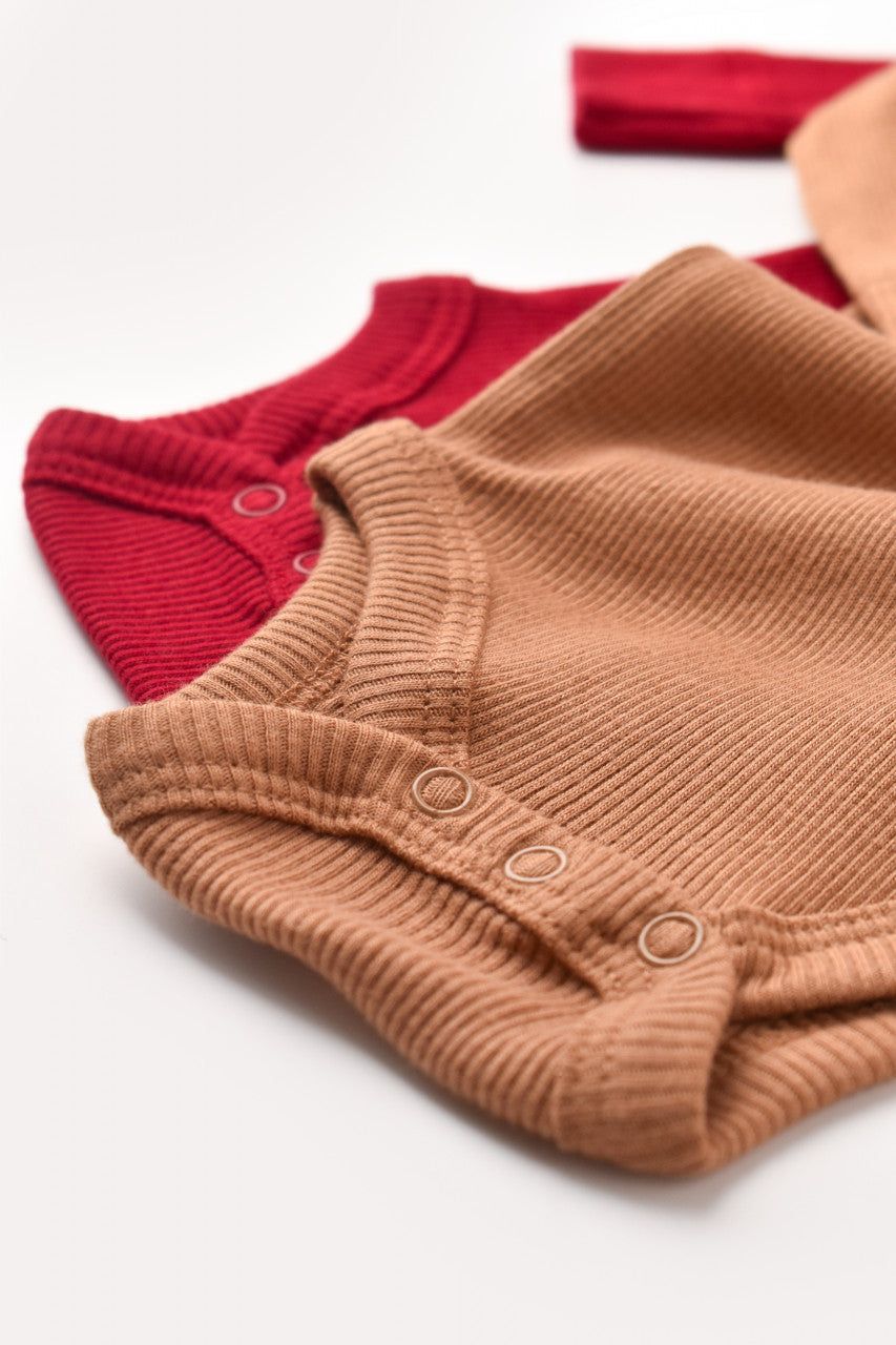 Set 2 body-uri cu maneca lunga bebe unisex din bumbac organic si modal - Maro/Rosu, BabyCosy