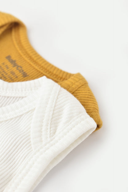Set 2 body-uri fara maneci bebe unisex din bumbac organic si modal - Mustar/Ecru, BabyCosy