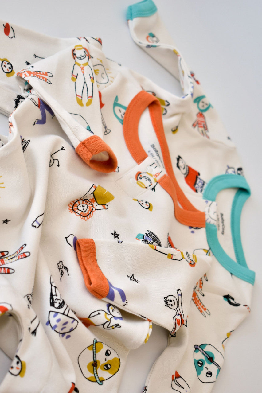 Set 2 salopetele cu maneca lunga si pantaloni lungi - 100%bumbac organic - Portocaliu si Verde, BabyCosy