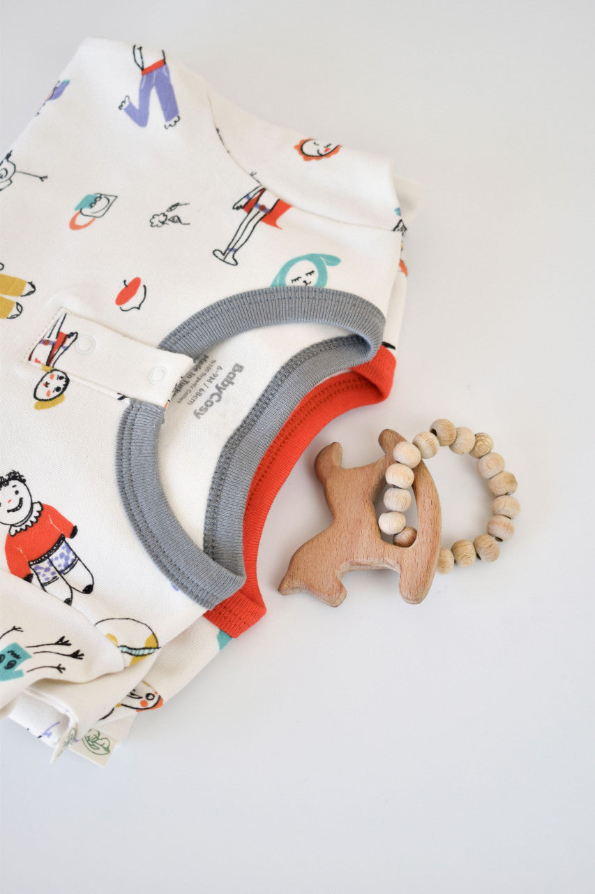 Set 2 salopetele cu maneca lunga si pantaloni lungi - 100%bumbac organic - Rosu si Gri, BabyCosy