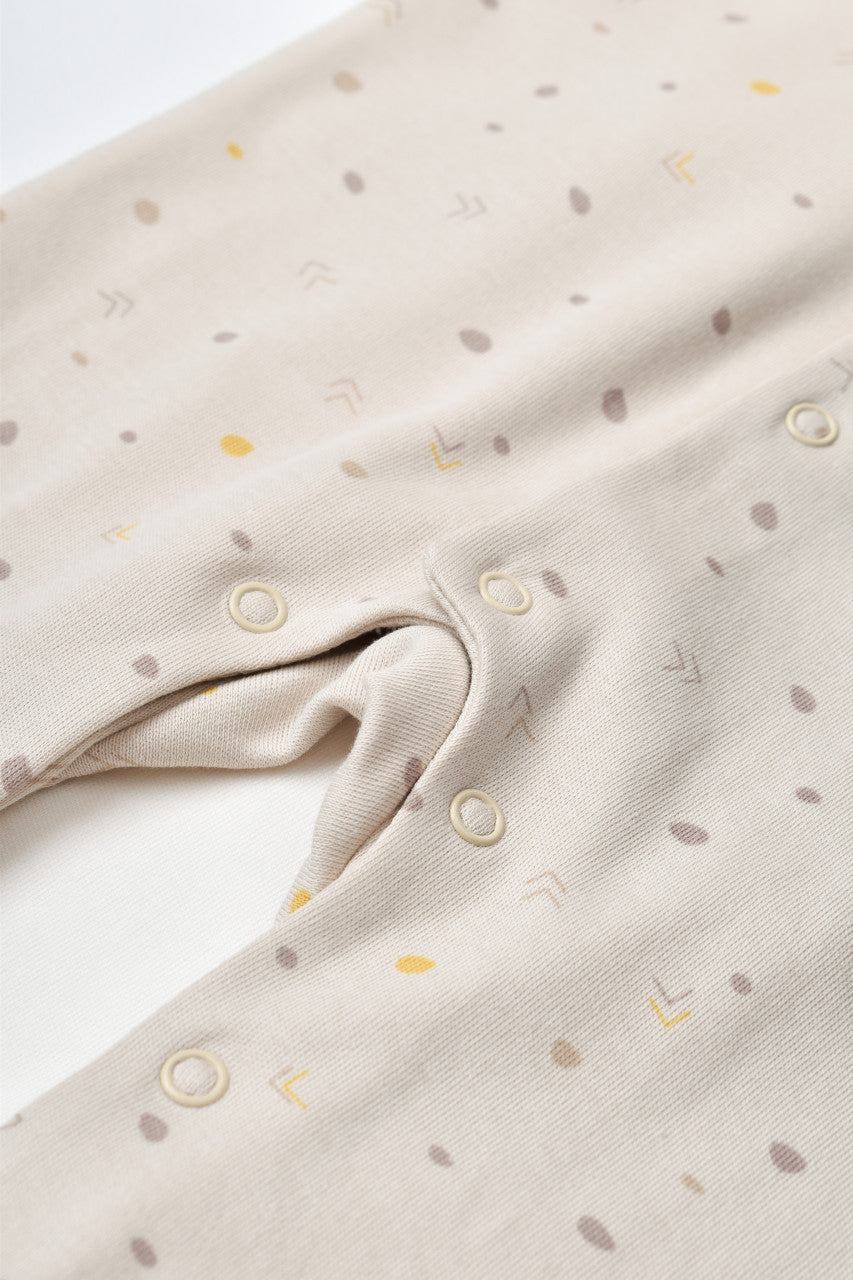 Set 2 salopetele cu maneca lunga si pantaloni lungi cu botosei - 100%bumbac organic - Crem cu buline, BabyCosy