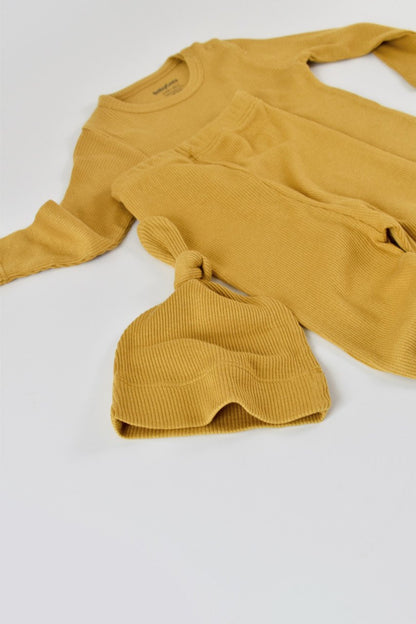 Set 3 piese: bluzita cu maneca lunga, pantaloni lungi si caciulita din bumbac organic si modal - Sofran, BabyCosy