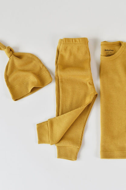 Set 3 piese: bluzita cu maneca lunga, pantaloni lungi si caciulita din bumbac organic si modal - Sofran, BabyCosy