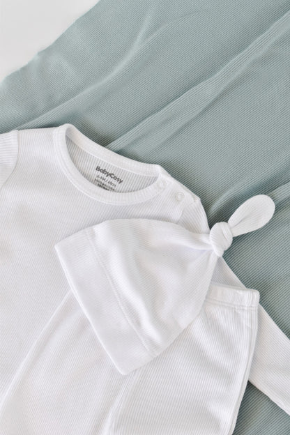 Set 3 piese: body cu maneca lunga, pantaloni lungi si caciulita din bumbac organic si modal - Alb, BabyCosy