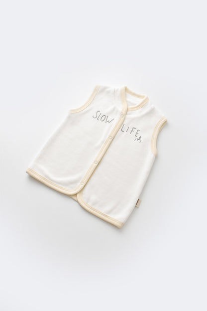 Set 3 piese Broscuta cu body, pantalonasi si vestuta din 80%bumbac organic si 20% poliester - Crem, BabyCosy