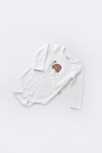 Set 3 piese Broscuta cu body, pantalonasi si vestuta din 80%bumbac organic si 20% poliester - Caramiziu, BabyCosy