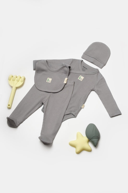 Set 4 piese:body, pantaloni, baveta si caciulita Bamboo, gri, BabyCosy, 50% bumbac+50%bambus - Baveta, Bluza, Caciula, Pantaloni