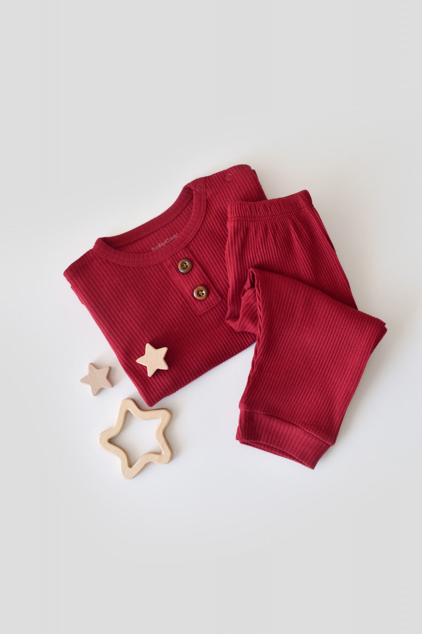 Set bluzita cu maneca lunga si pantaloni lungi din bumbac organic si modal - Rosu BabyCosy