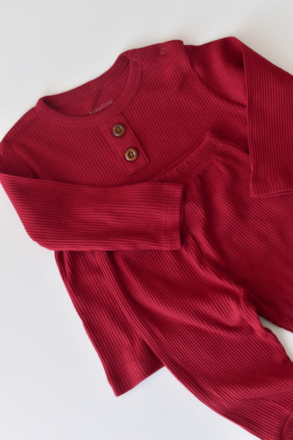 Set bluzita cu maneca lunga si pantaloni lungi din bumbac organic si modal - Rosu BabyCosy