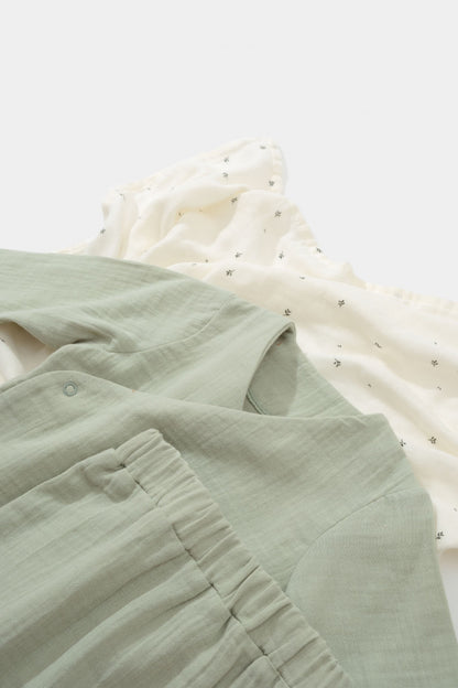 Set bluzita petrecuta si pantaloni lungi din muselina, BabyCosy, 100% bumbac organic, Verde