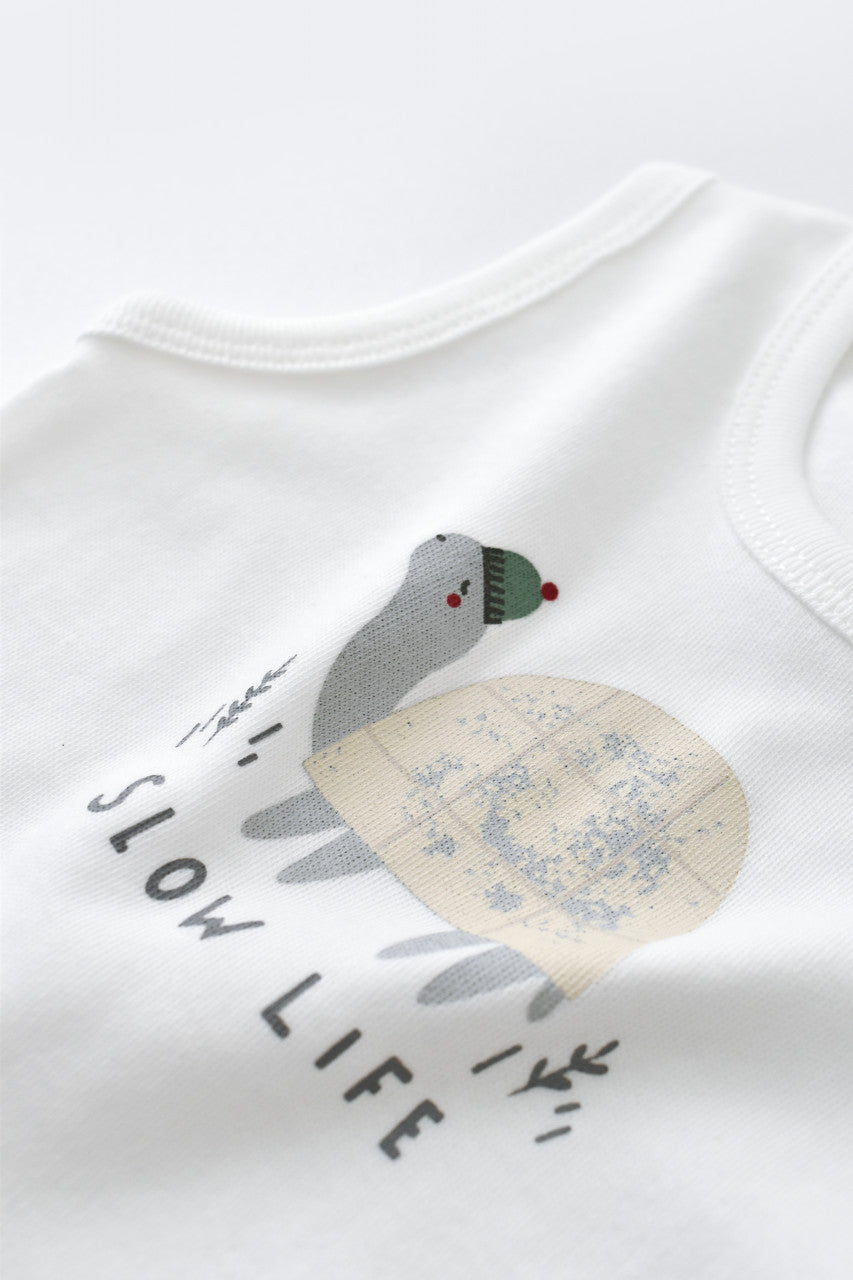 Set Broscuta cu salopeta si body din 80%bumbac organic si 20% poliester - Crem, BabyCosy