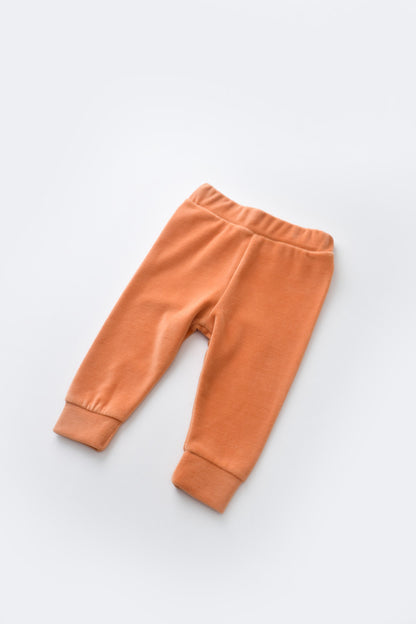 Set Curcubeu cu bluzita cu maneca lunga si pantaloni lungi din 80%bumbac organic si 20% poliester - Portocaliu, BabyCosy