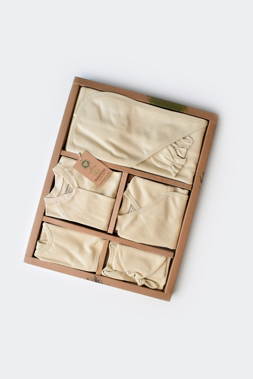 Set de 10 piese pentru nou nascut - 100% bumbac organic - Crem, BabyCosy