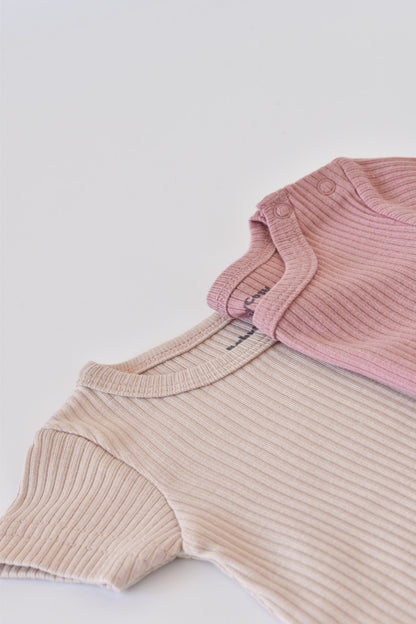Set de 2 salopetele cu maneca scurta din bumbac organic si modal - Roz/ Blush BabyCosy