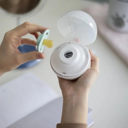 Sterilizator UV pentru suzete Duccio alb